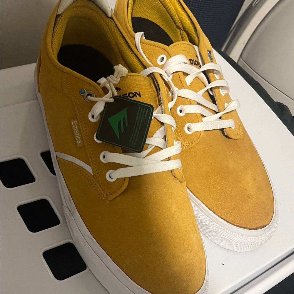 Emerica Men’s Low-Top Suede Sneakers in Yellow with White Accents